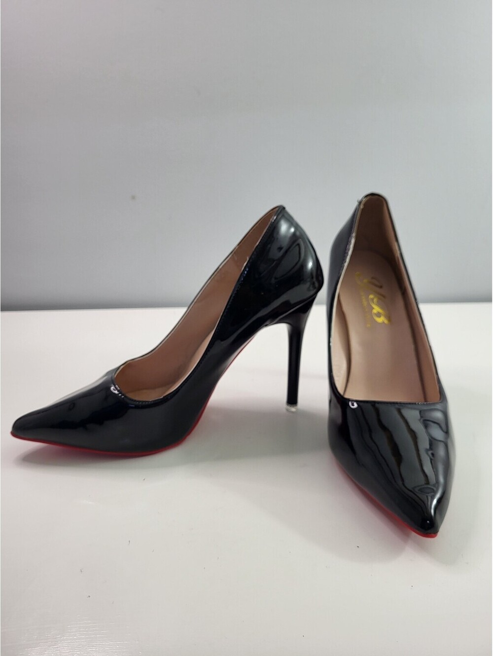 JB Black Patent Leather Pointed Toe Stiletto High Heel Pumps Red Soles Size 7.5